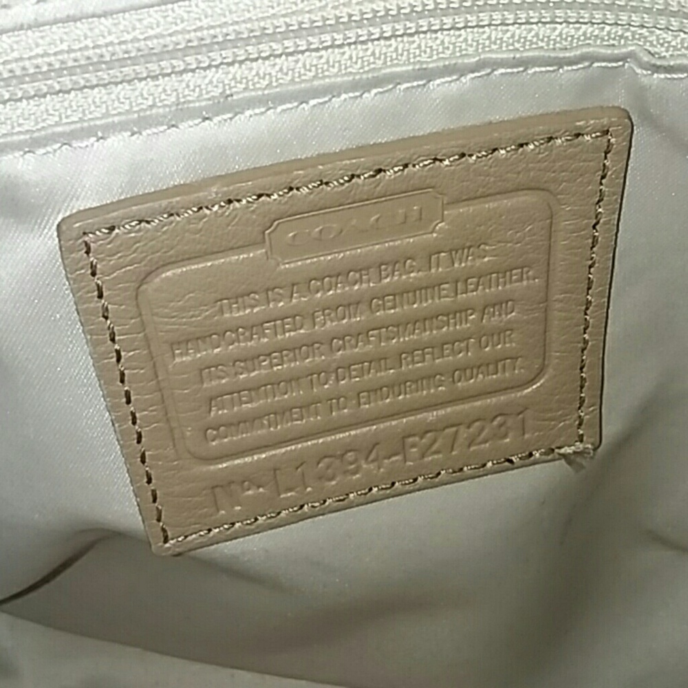 Coach Hand/Shoulder bag Tan - Picture 5 of 8